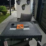 住宿加早餐酒店 Stone Garden 3*