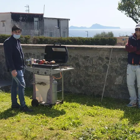 فندق مبيت وإفطار Stone Garden 3*