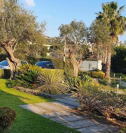 Stone Garden Bed & Breakfast Ercolano