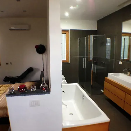 Stone Garden إيركولانو