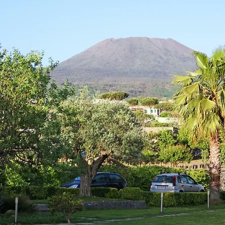 Stone Garden Bed & Breakfast Ercolano