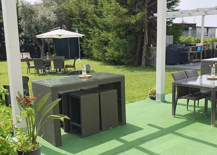فندق مبيت وإفطار Stone Garden 3*